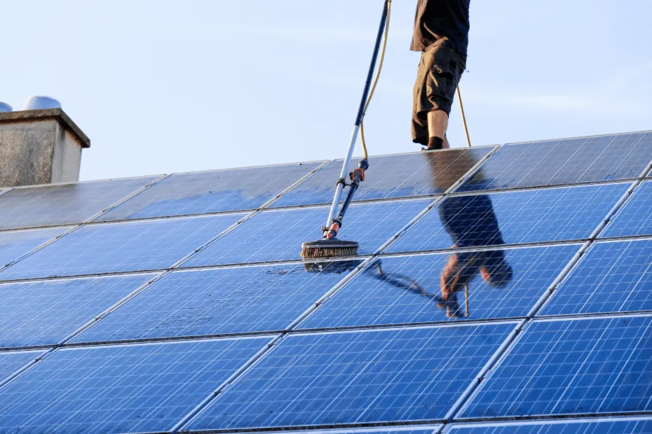 lavare pannelli fotovoltaici